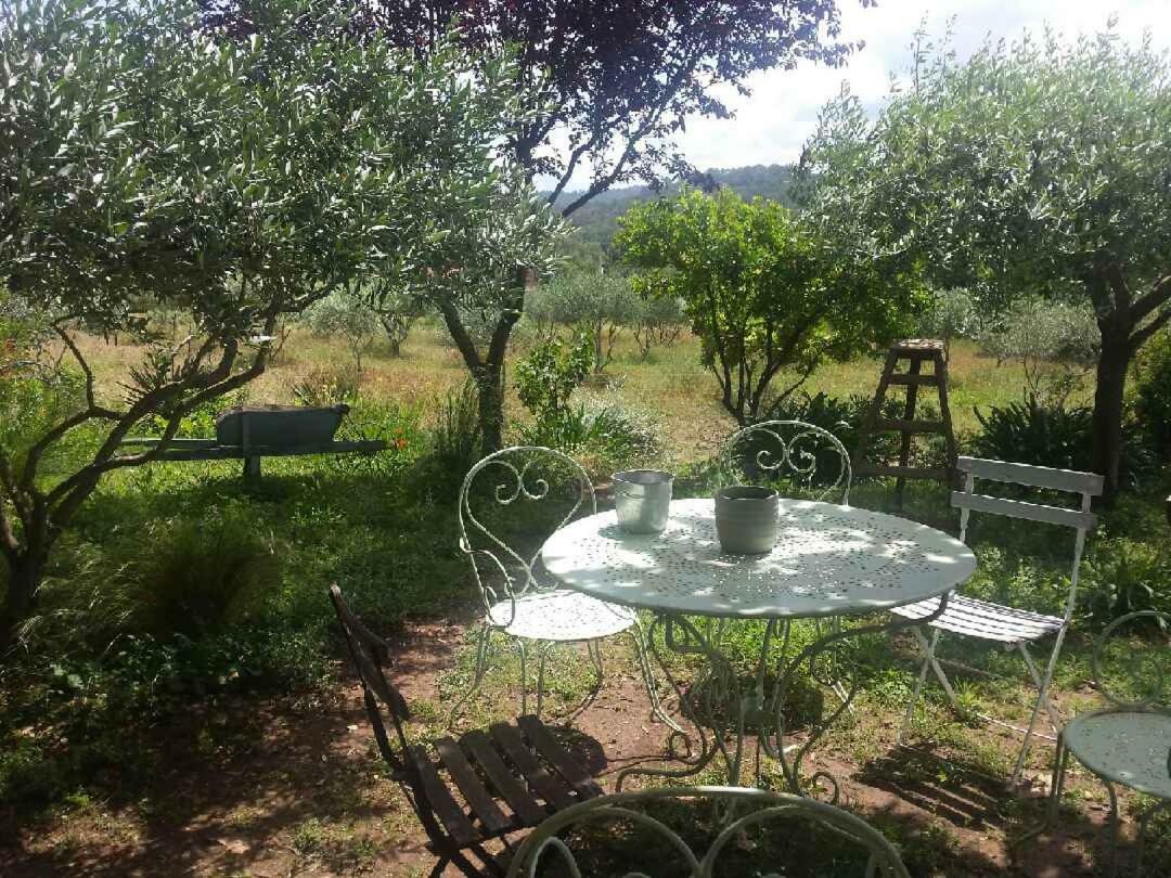 Les Anes De Petit Jean Hotel Pierrefeu-du-Var Eksteriør billede